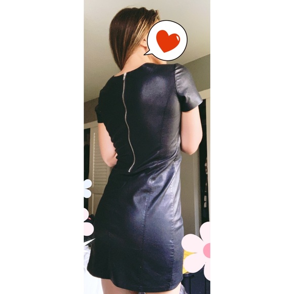 LBD - Picture 2 of 2